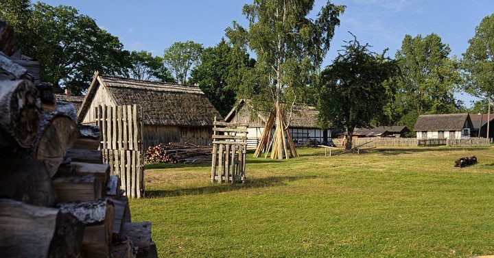 Muzeum Wsi Słowińskiej w Klukach — skansen